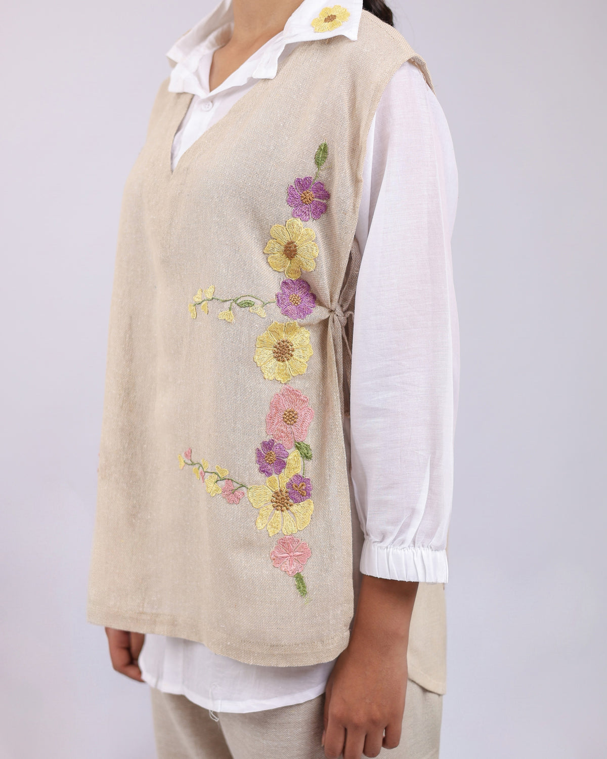 floral embroidered 3 piece jute co ord set